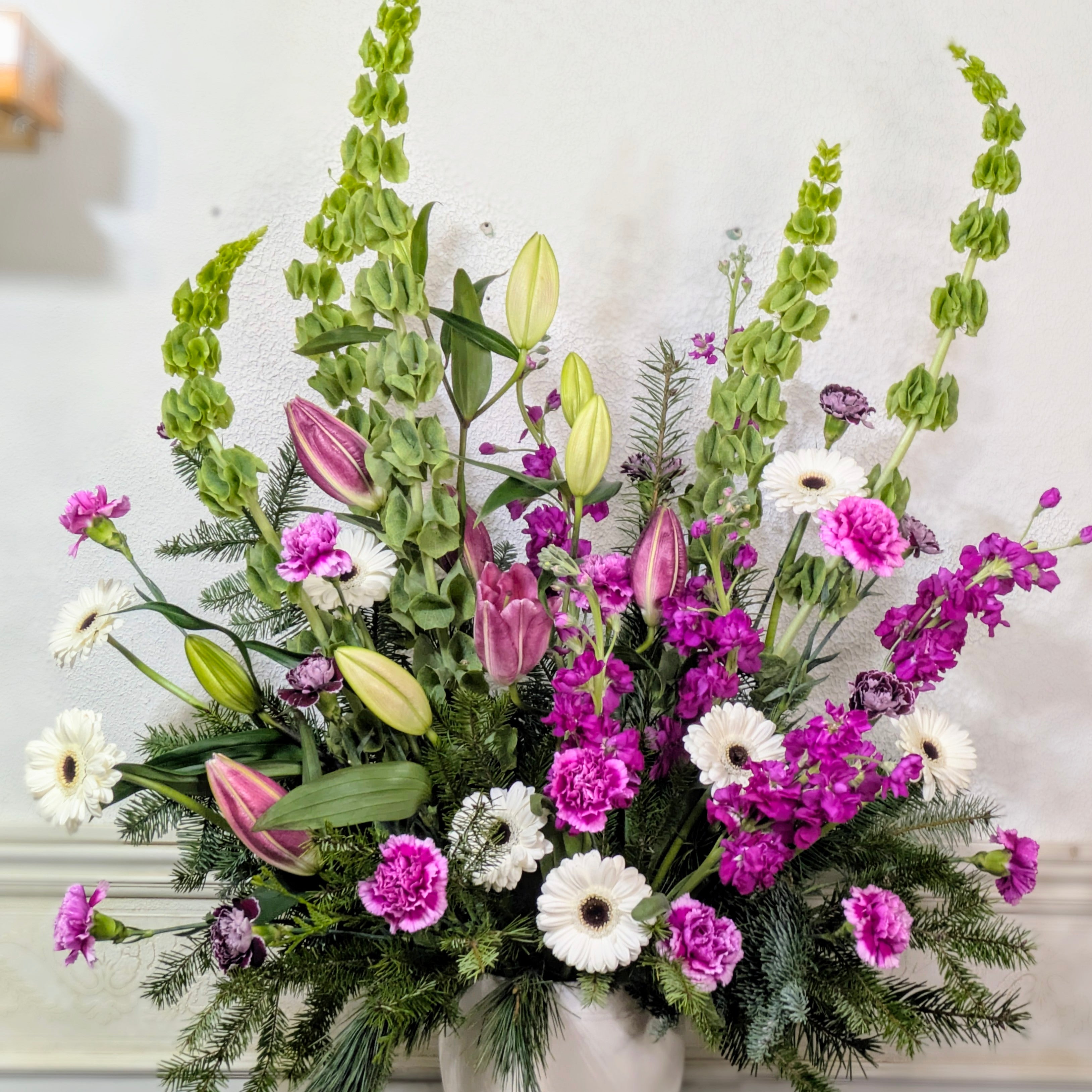 Tribute Arrangements
